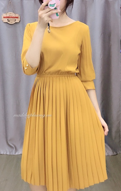 Đầm cổ thuyền tay lỡ chân ly | BigBuy360 - bigbuy360.vn