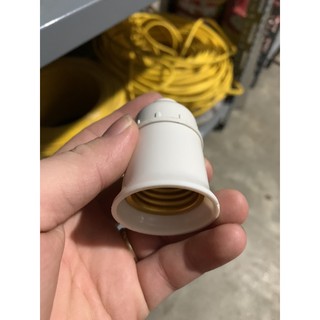 Đui đèn kiểu xoáy thả và ốp tường Vinakip