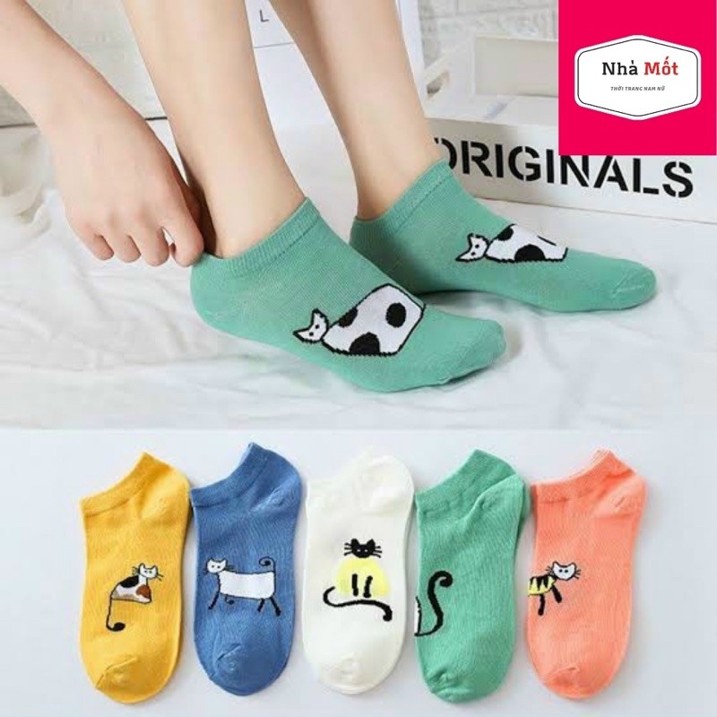 Tất Nam Nữ Cổ Ngắn Hình Cartoon Dễ Thương