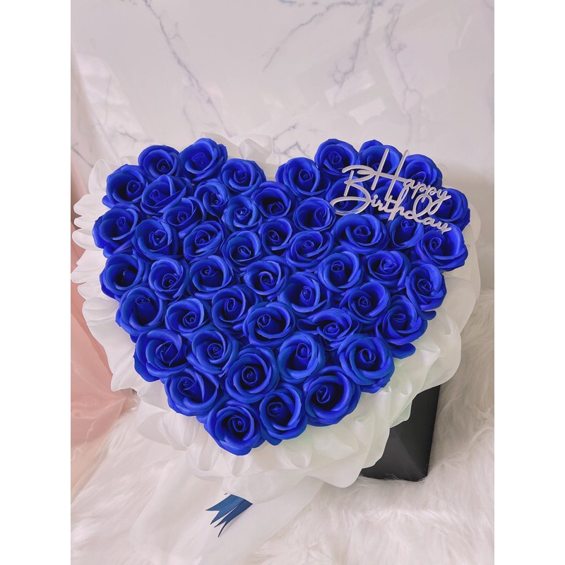 Quà sinh nhật -  Bó hoa tim 50 bông sáp màu xanh coban