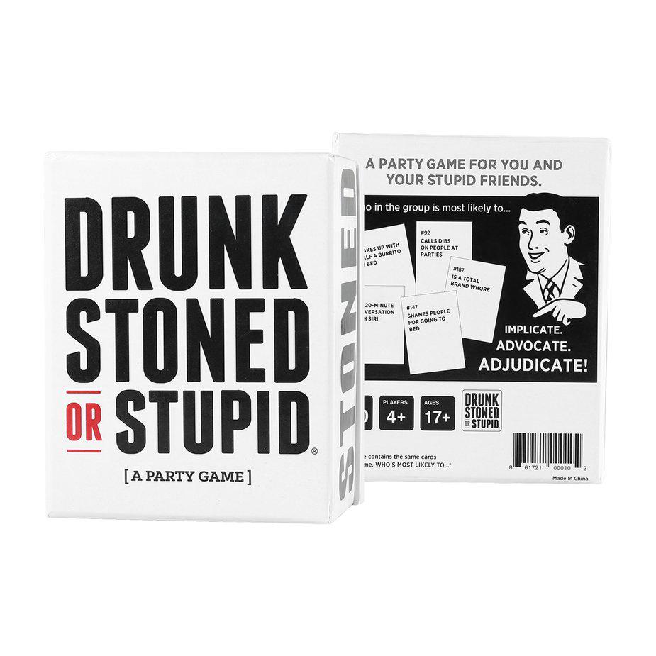 Bộ bài DRUNK STONED OR STUPID gồm 250 lá giúp giải trí hiệu quả
