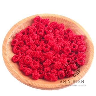 Chốt chặn lụa đỏ ( An Ý  Hiên)