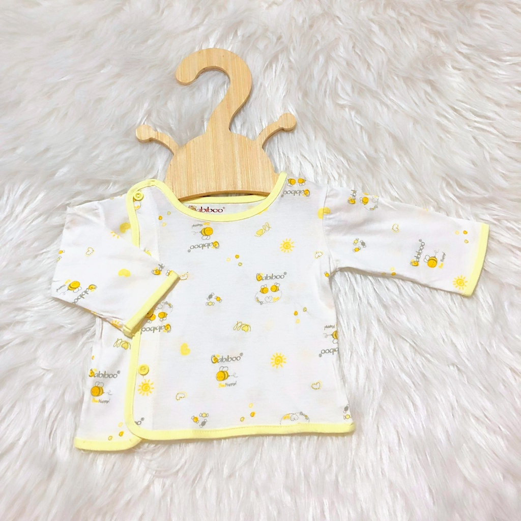 Bộ quần áo sơ sinh tay dài cài lệch Babiboo 100% cotton họa tiết nhí cho bé