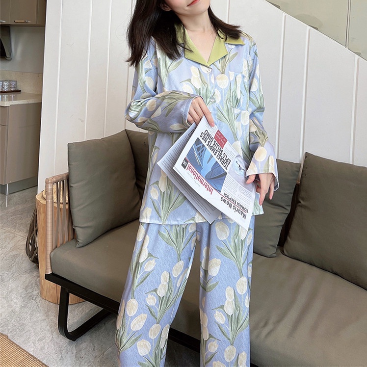 Bộ Đồ Ngủ Tay Dài Bằng Lụa Lạnh In Hình Hoa Tulip Phong Cách Mới 2022