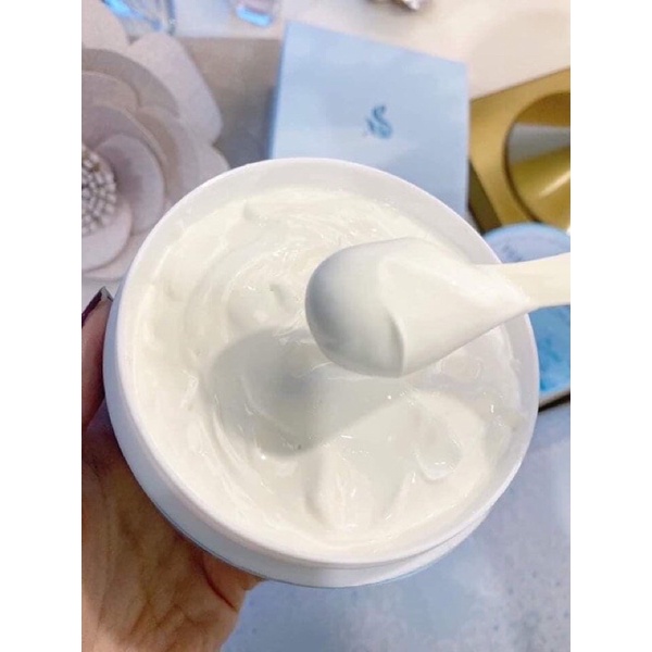 KEM BODY TRỨNG CÁ HỒI HC7 HUYỀN CÒ 250gr