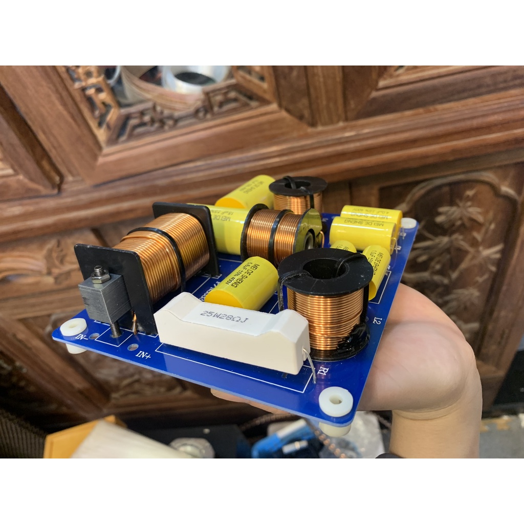 Phân tần Loa 2 Đường Tiếng SRX-725 2 bass 1 Trreble