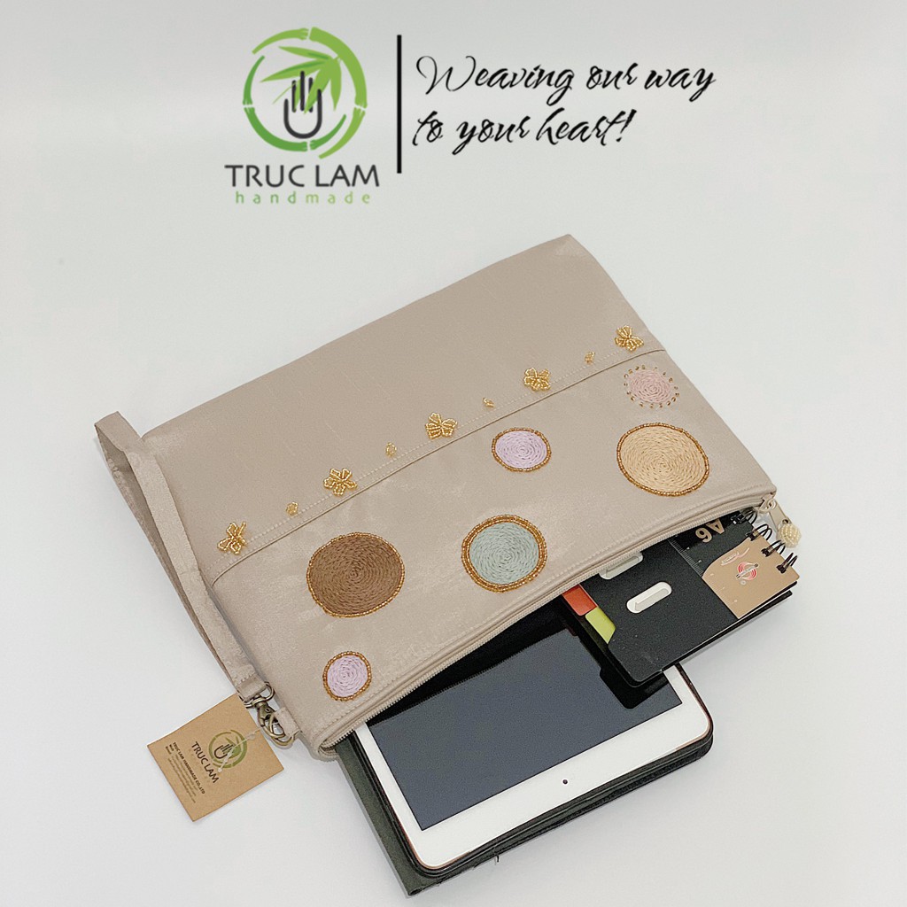 Ví Cầm Tay Đựng Ipad Clutch Vải Tafta Thêu Vòng Tròn Hạt Cườm Thủ Công Cỡ Lớn - Trúc Lâm Handmade