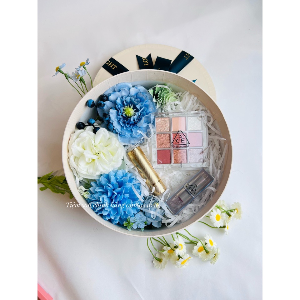 Hộp quà tặng cao cấp mix hoa lụa đựng mỹ phẩm
