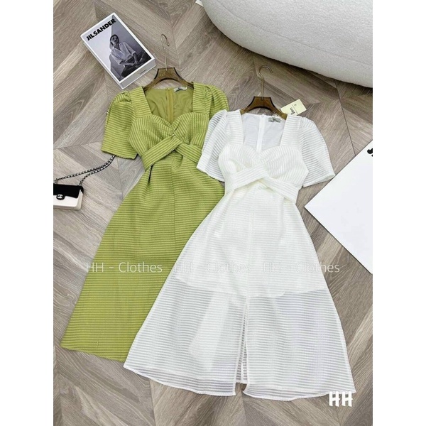 Váy xòe buộc nơ cổ cách điệu