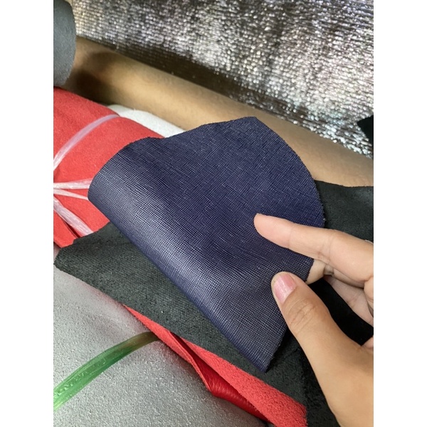 Da bò màu xanh navi