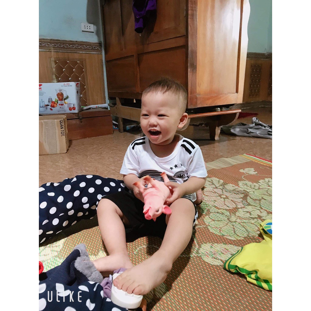 Bộ thể thao trẻ em, bộ ý xanh, bộ quần áo bóng đá trẻ em vải thun lạnh mát, mịn