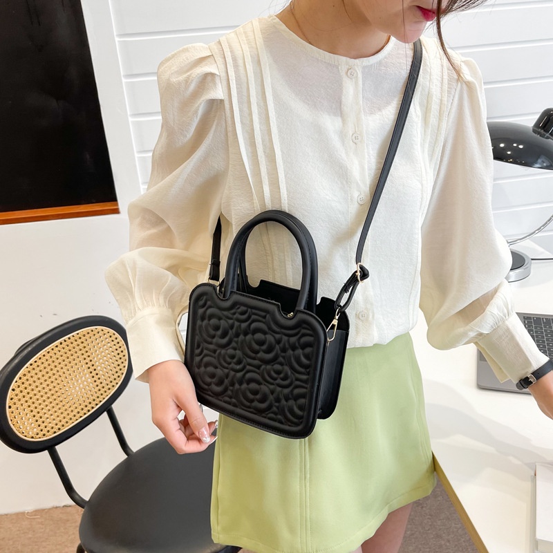 Túi Đeo Chéo Hình Vuông Nhỏ Màu Trơn Thiết Kế Đơn Giản Thời Trang Mùa Xuân Cho Nữ 2022