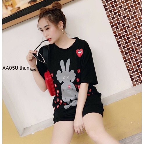 Áo thun form rộng ka.ws trái tim xinh xắn