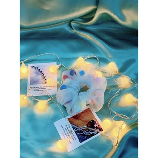 Cột tóc Scrunchies pompom