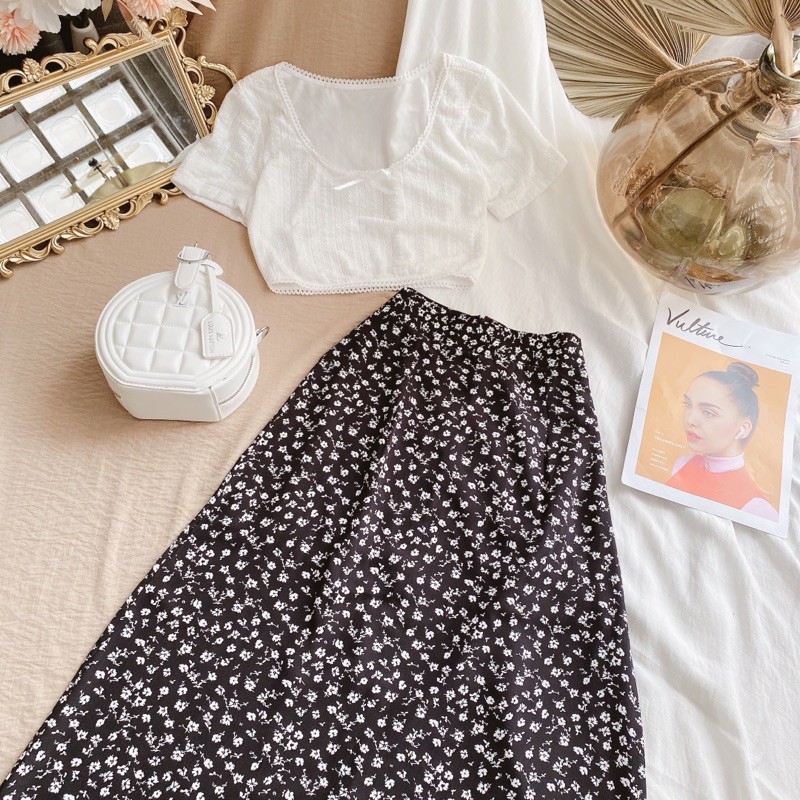 Set áo croptop trắng+ chân váy hoa❤️Váy hoa | BigBuy360 - bigbuy360.vn