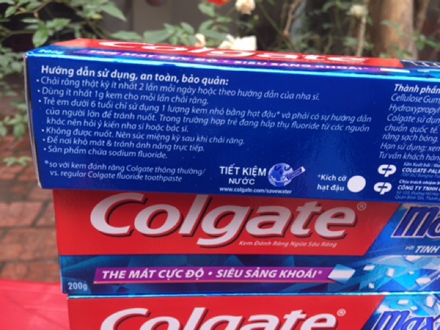 KEM ĐÁNH RĂNG COLGATE MAXFRESH BẠC HÀ THE MÁT 180g