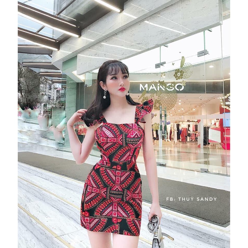 Jum ngắn phủ váy hoa văn tay bèo cánh tiên
