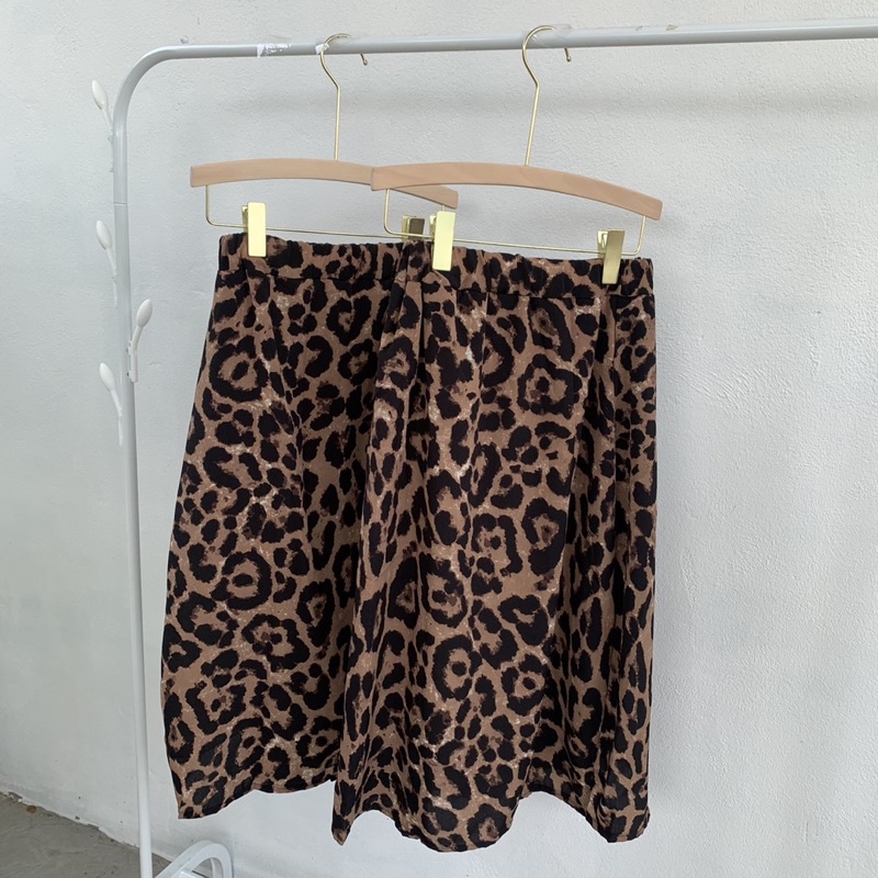 Chân váy Da Báo Dáng Dài Nữ 🌸 Đầm Midi Dáng Xòe Da Beo Cạp Cao Chun Lưng Bánh Bèo Siêu Xinh | BigBuy360 - bigbuy360.vn