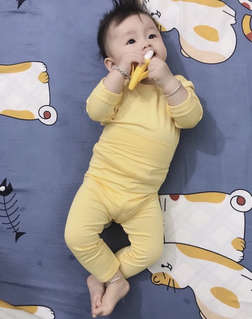 Bộ đồ ngủ dài tay thun lạnh PEEKABOO cạp cao màu trơn cho bé trai, bé gái ( 6-18kg)