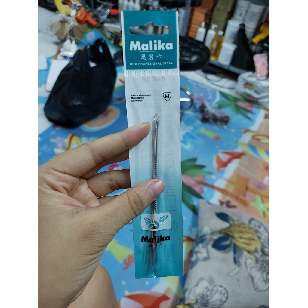 Que Nặn Mụn Cao Cấp Malika