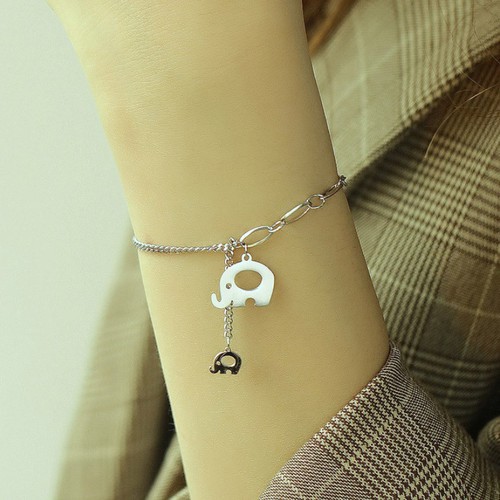 Lắc Tay Con Voi Titan Ko Đen TT 3189