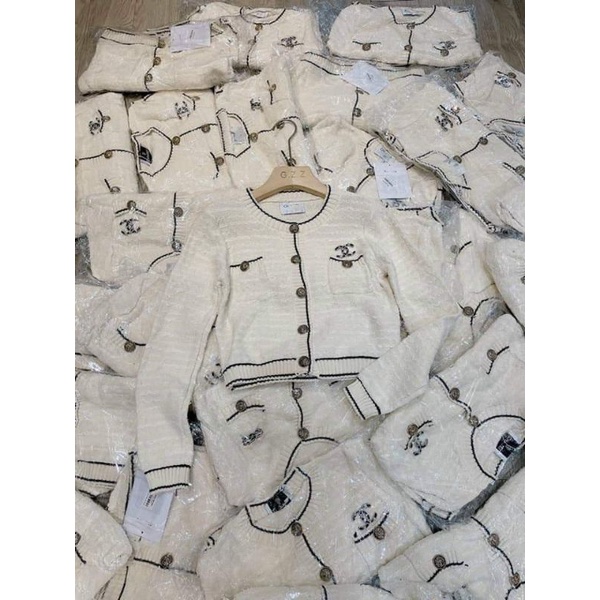 Áo len khuy chữ x hàng QCL1