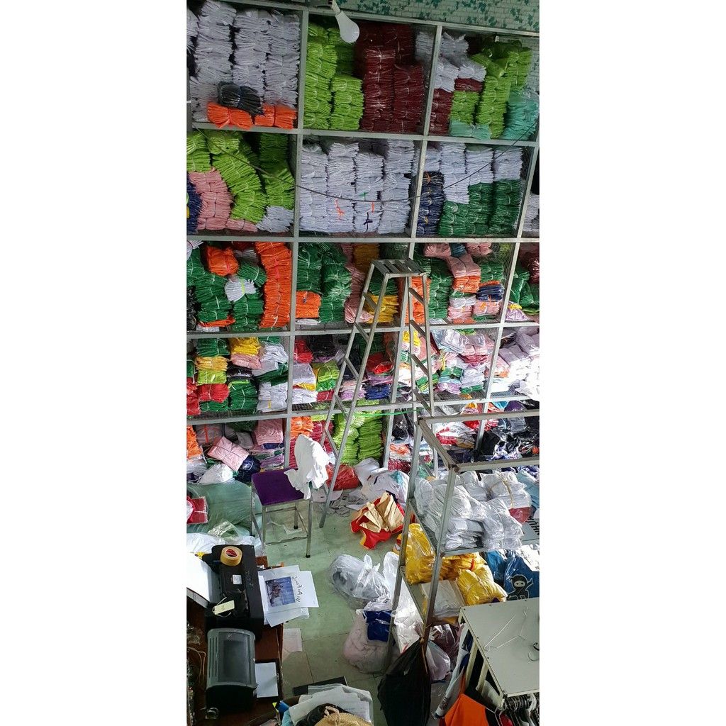 Áo Thun Trơn Cổ Tròn Nam - Nữ Màu Đỏ Đô