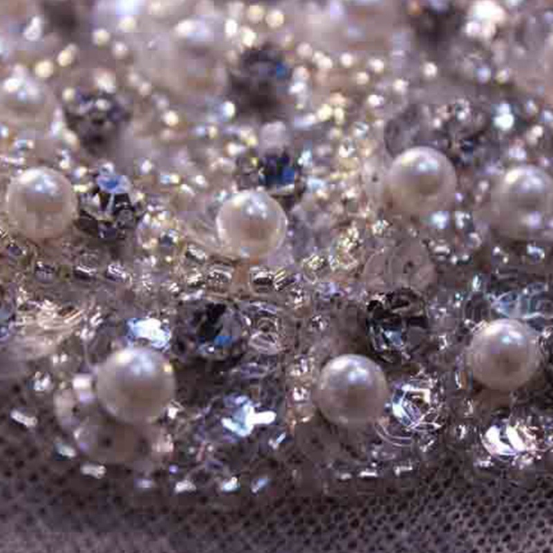 Miếng Đệm Vai Tua Rua Đính Đá Dùng Hóa Trang Sân Khấu