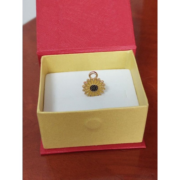 Charm Bông Cúc Hoạ Mi Xâu Chuỗi