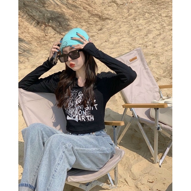 ÁO THUN CROPTOP DÀI TAY CỔ TRÒN XẺ V ĐEN TRẮNG Mitshop2222