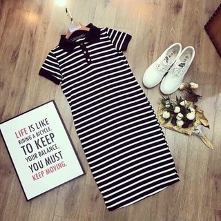 Đầm kẻ body có cổ
