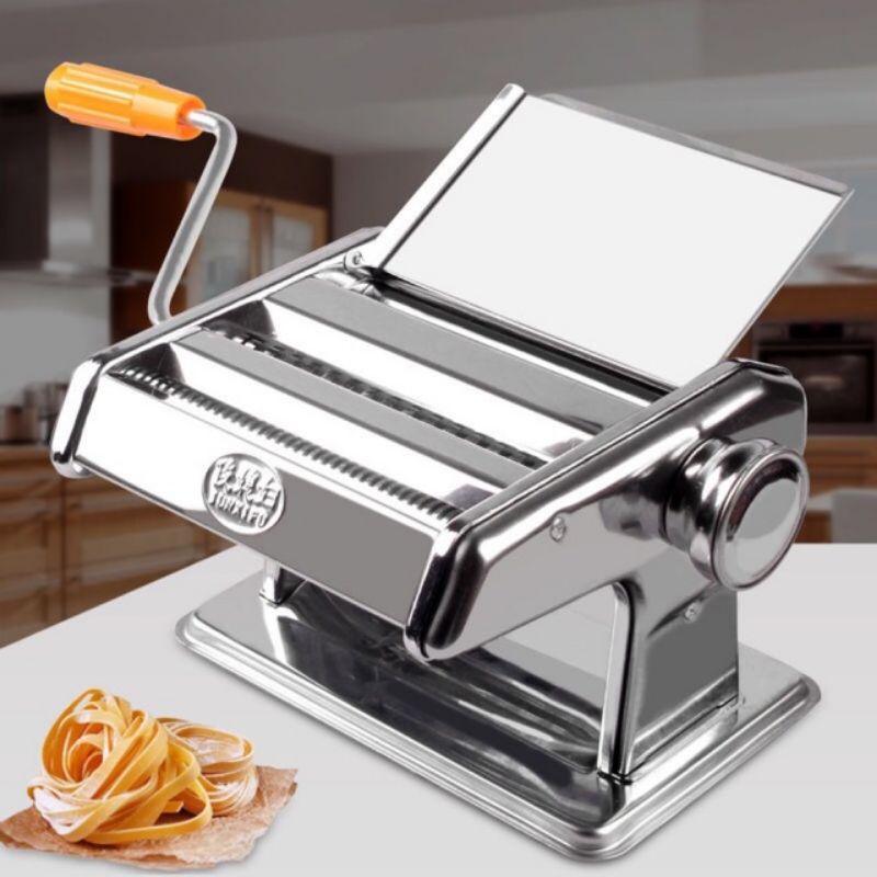 Máy cán mỳ bằng tay dùng trong gia đình