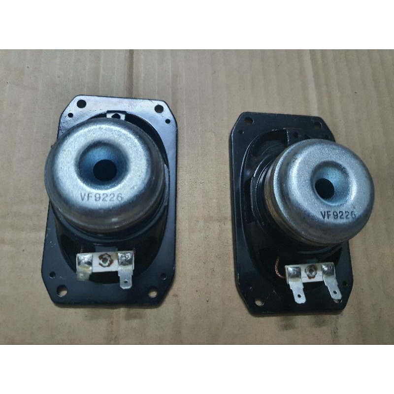 Loa mid bass chữ nhật 10x6 cm nam châm neo