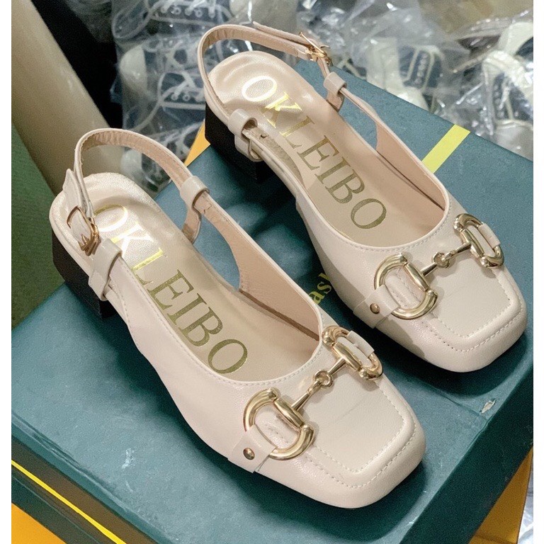 Giày sandal hai quay ngang đế đúc cho bạn gái