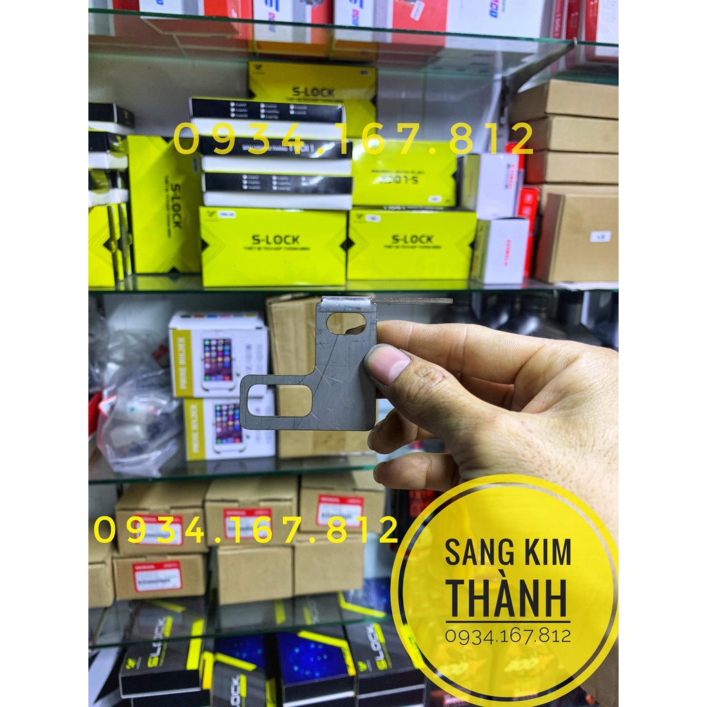 Pat Gắn Đèn Trợ Sáng Cho Xe Winner X Ở Hốc Xinhan