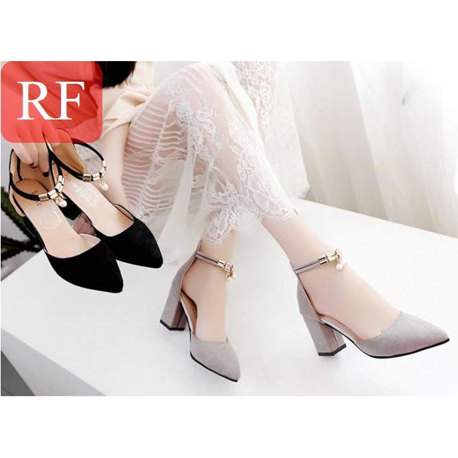 [Mã FASHIONG10 giảm 10k đơn 50k] Giày cao gót vuông RF 7 phân bít mũi đen cổ hạt châu CG-0330 | BigBuy360 - bigbuy360.vn