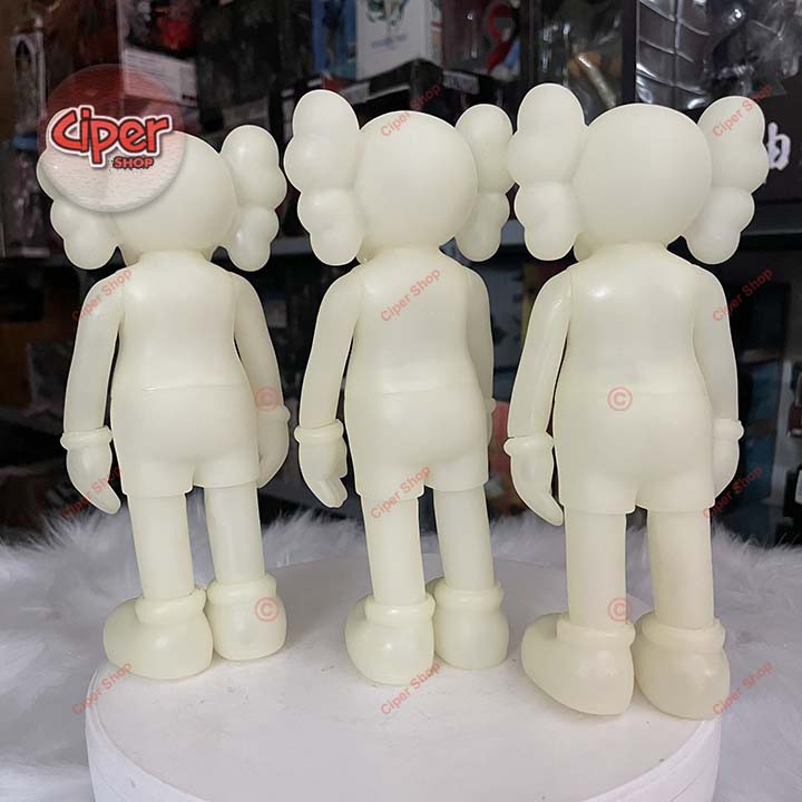 Mô hình Kaws 8in - 20cm - Phản Quang