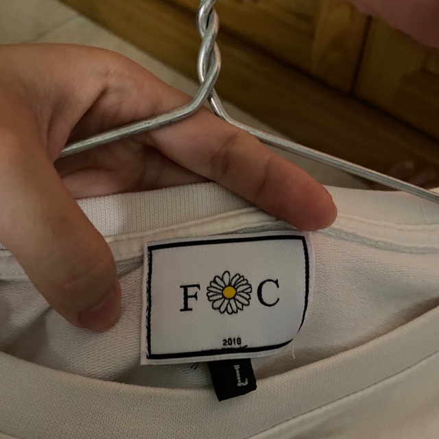 Sweater Fusionism x Colkids màu đen