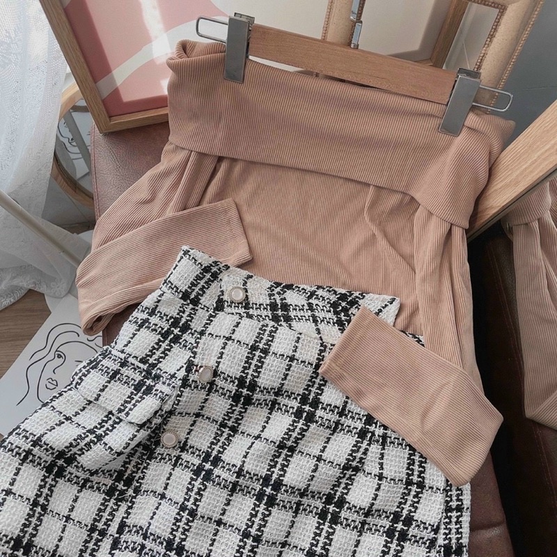 SET ÁO KEM GÂN BẸT VAI + CHÂN VÁY KẺ CARO BỐ