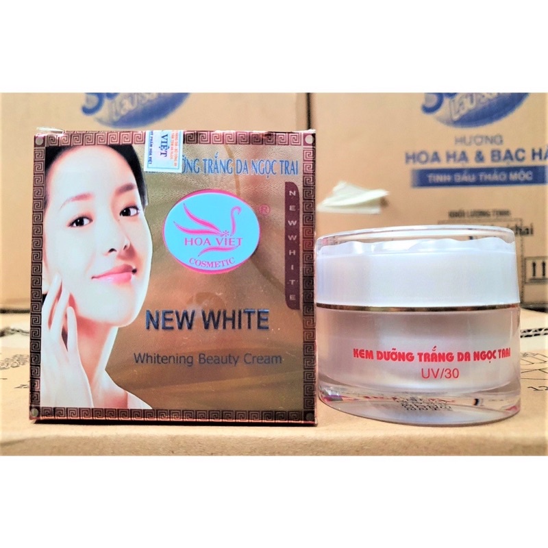 KEM NEW WHITE NGỌC TRAI HOA VIỆT