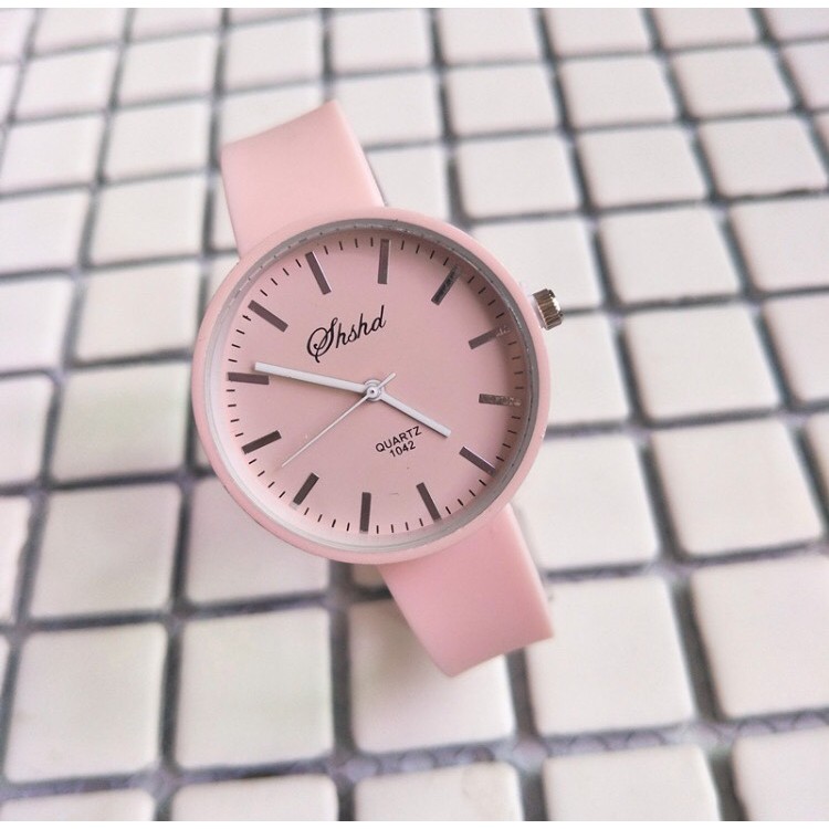 [CỰC HOT] ĐỒNG HỒ NỮ DÂY CAO SU SHDHD MẶT TRƠN NHIỀU MÀU CÁ TÍNH CỰC HOT | BigBuy360 - bigbuy360.vn