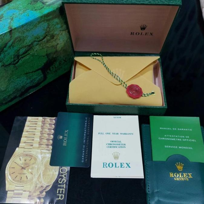 Hộp Đồng Hồ Rolex 1999 Chính Hãng