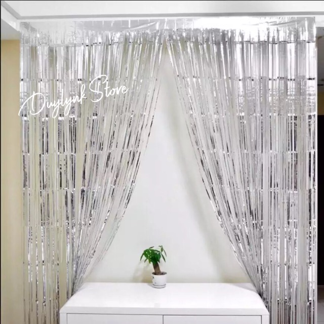 Rèm kim tuyến trang trí