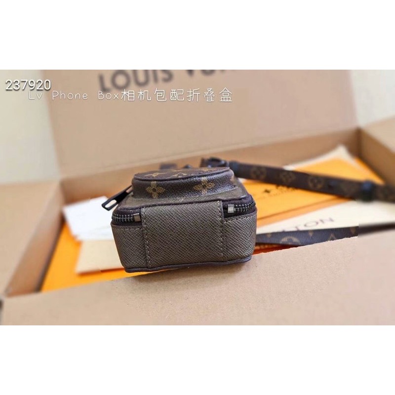 Túi đeo chéo L.V cao cấp 2021