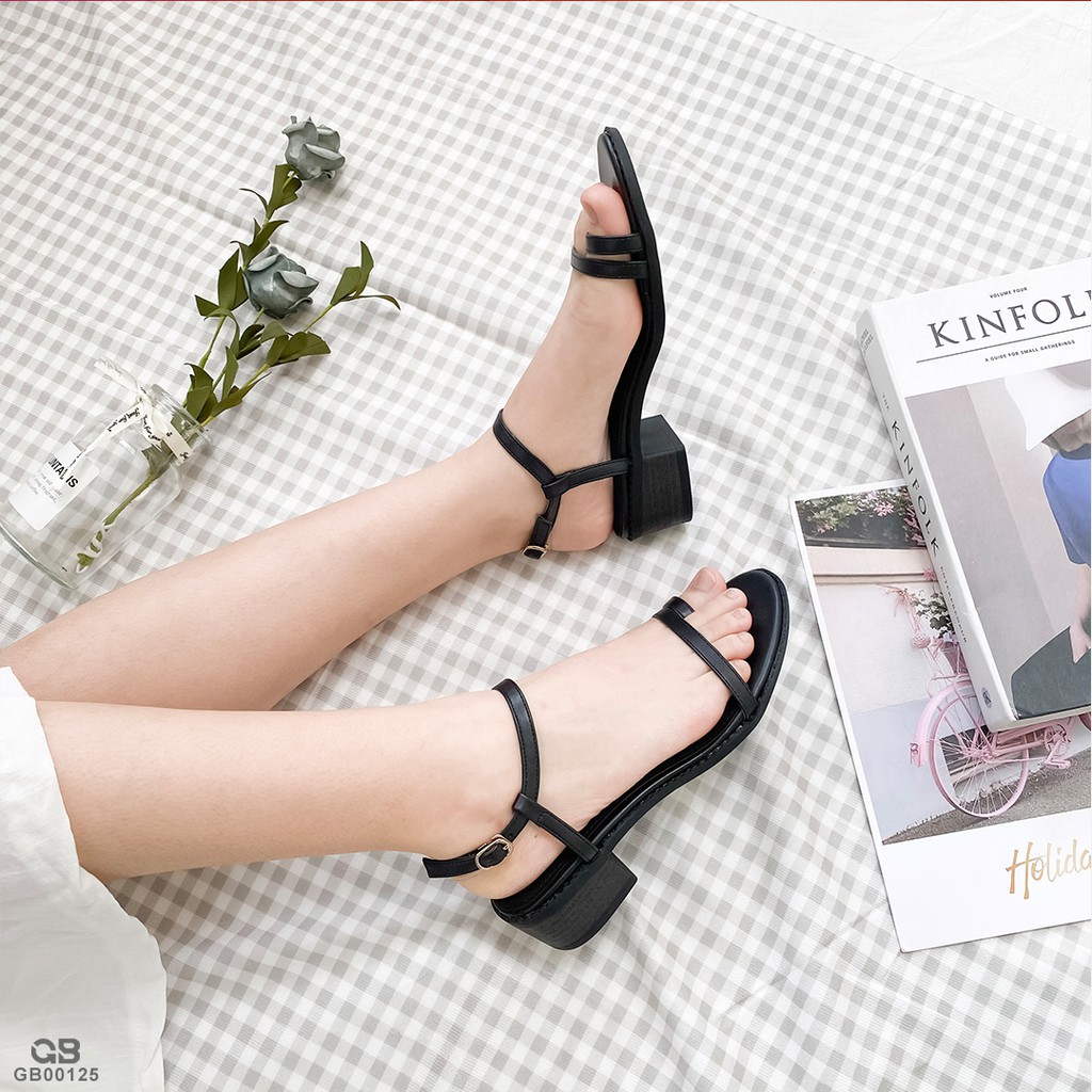 Giày cao gót giayBOM quai dây khóa cổ chân gót cao 4 cm GB00125