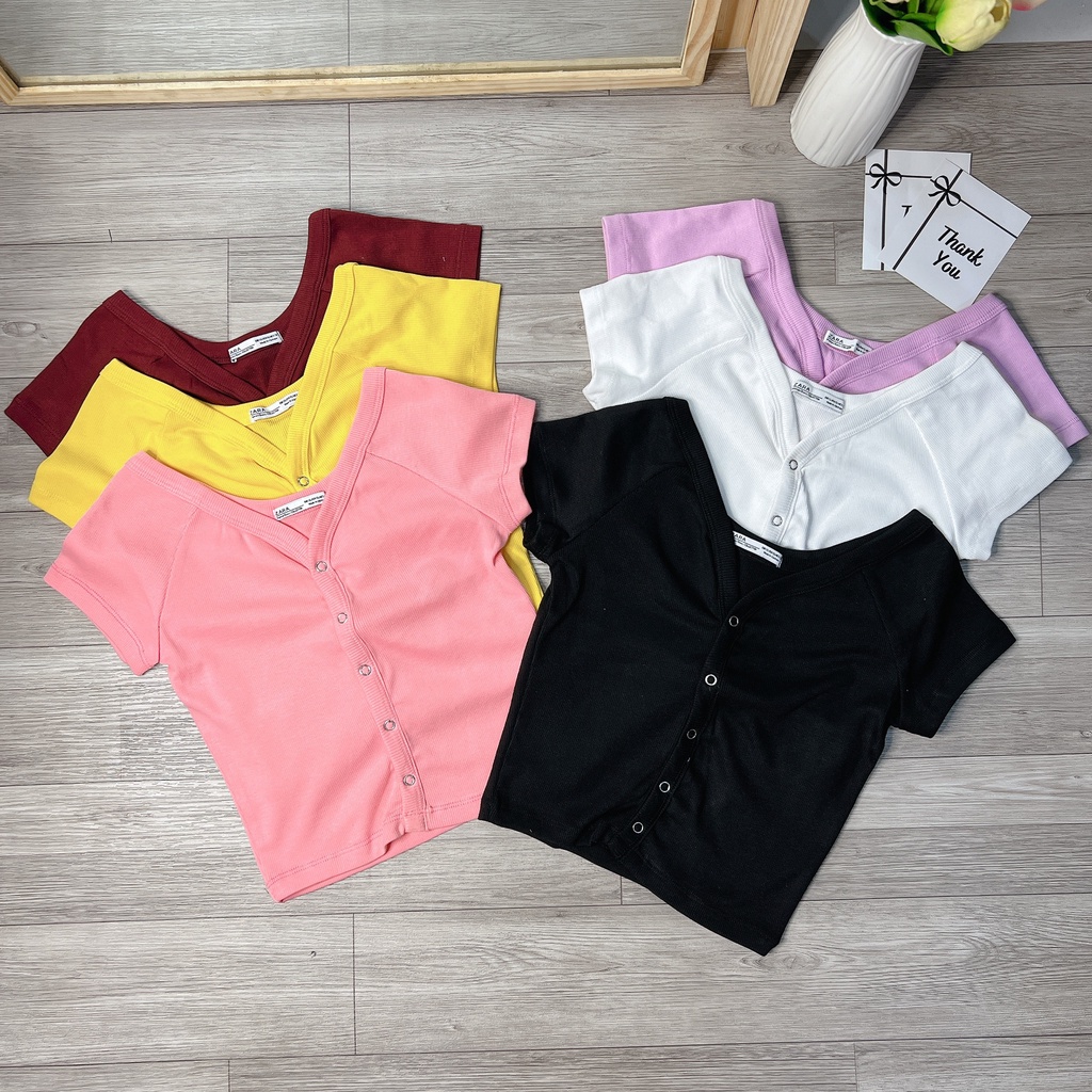 Áo thun cổ tim croptop chất thun gân xịn xò bọc nút siêu cute