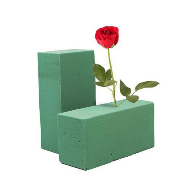 Miếng xốp xanh  dùng cắm hoa trang trí, cắm giỏ hoa, bát hoa....