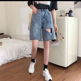 💰quần jeans ngố rách 1 bên