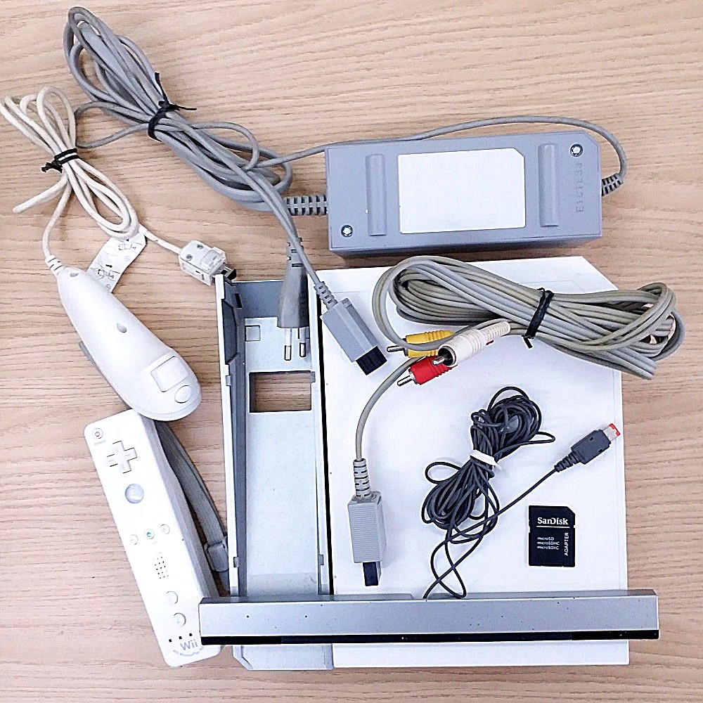 Máy trò chơi Nintendo Wii hàng 2nd hand đã softmod, cop nhiều games