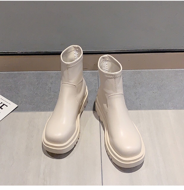[Có Sẵn] Boots trơn cổ ngắn Ulzzang gót cao 5cm da mềm không khoá | BigBuy360 - bigbuy360.vn